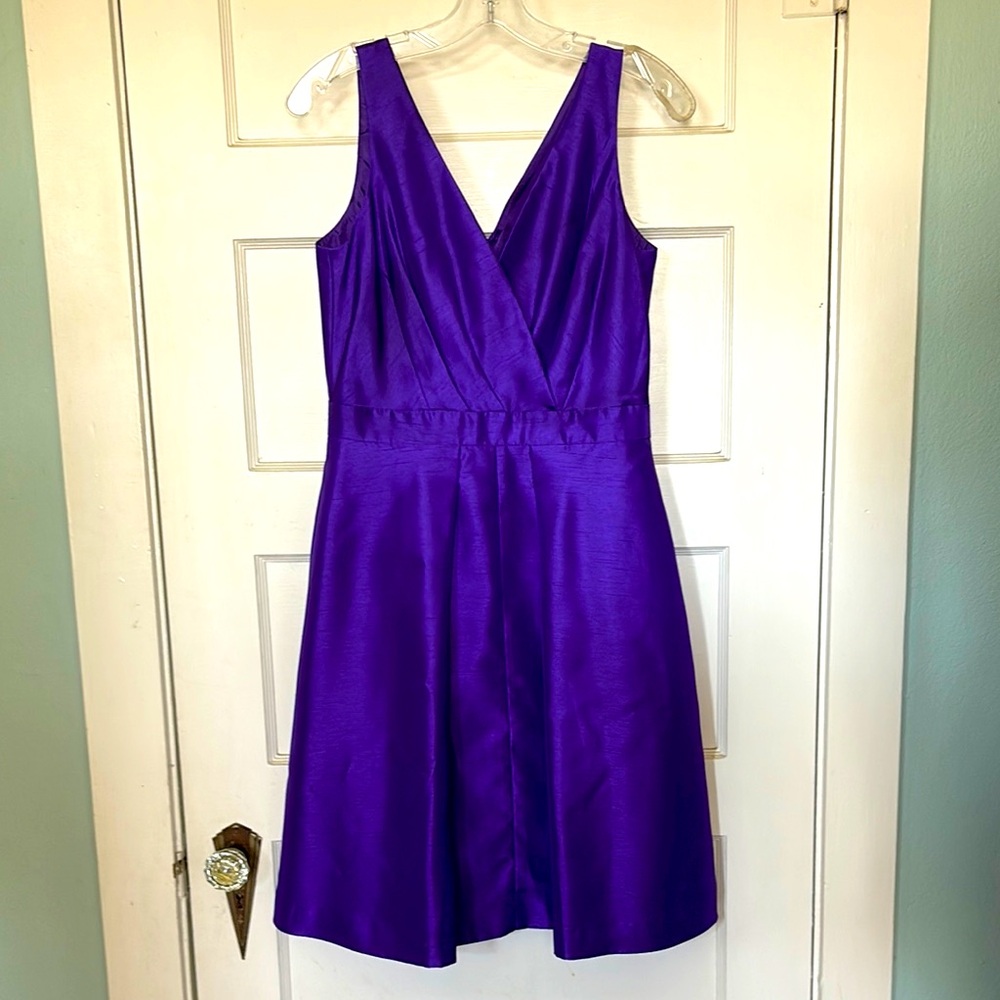 Tahari Elegant Purple Sleeveless Dress Size 6
